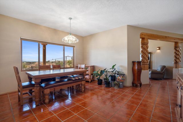 1420 Gros Ventre Drive NE, Rio Rancho, NM 87144