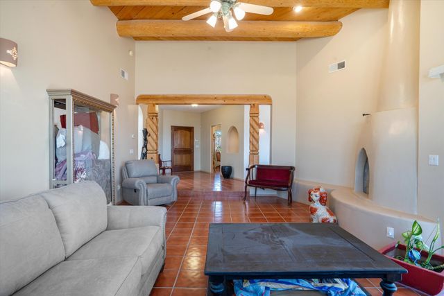 1420 Gros Ventre Drive NE, Rio Rancho, NM 87144