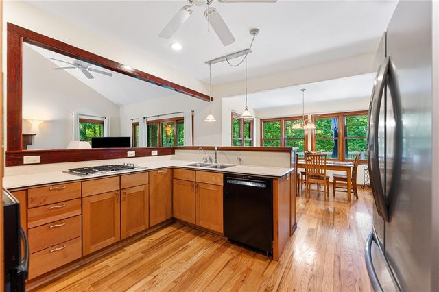 600 Point Road, Westminster, SC 29693