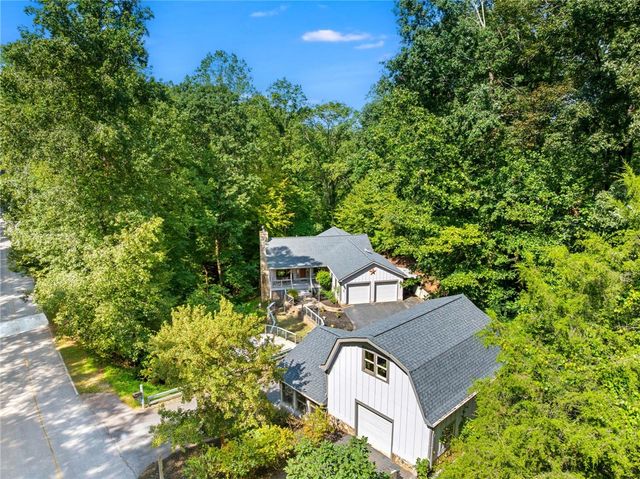 600 Point Road, Westminster, SC 29693