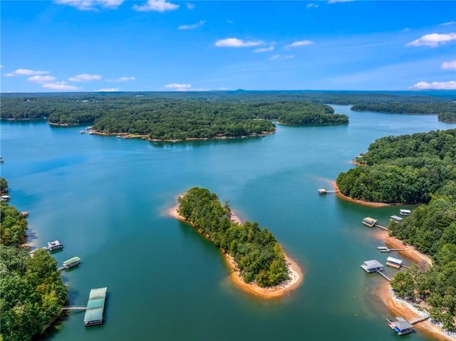 600 Point Road, Westminster, SC 29693