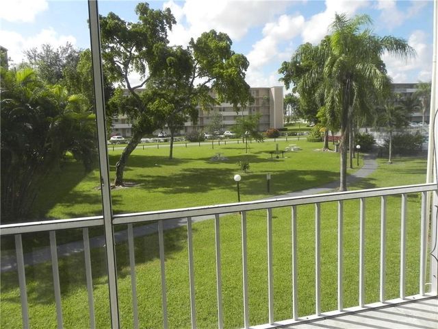 4650 Washington Street 207, Hollywood, FL 33021