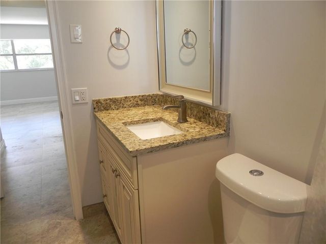 4650 Washington Street 207, Hollywood, FL 33021
