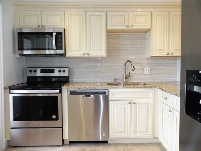 4650 Washington Street 207, Hollywood, FL 33021