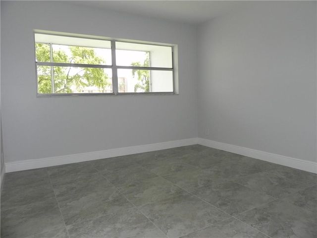 4650 Washington Street 207, Hollywood, FL 33021