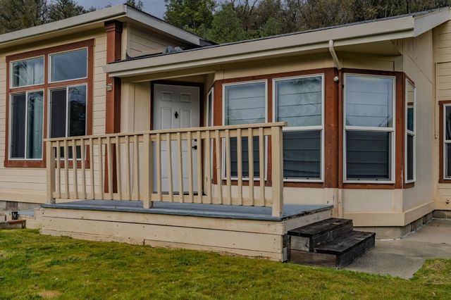 13890 Shake Ridge Rd, Sutter Creek, CA 95685