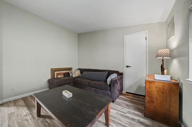 13890 Shake Ridge Rd, Sutter Creek, CA 95685