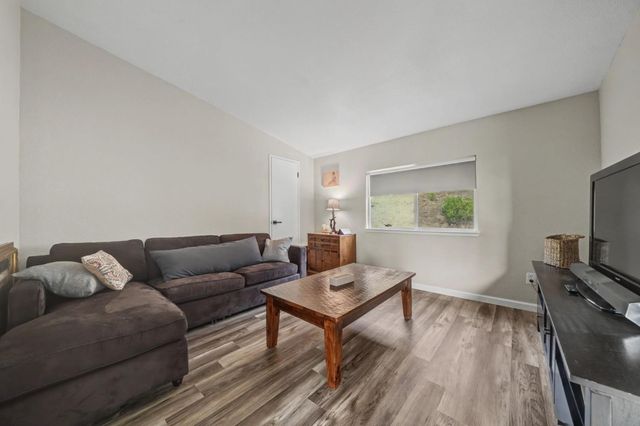 13890 Shake Ridge Rd, Sutter Creek, CA 95685