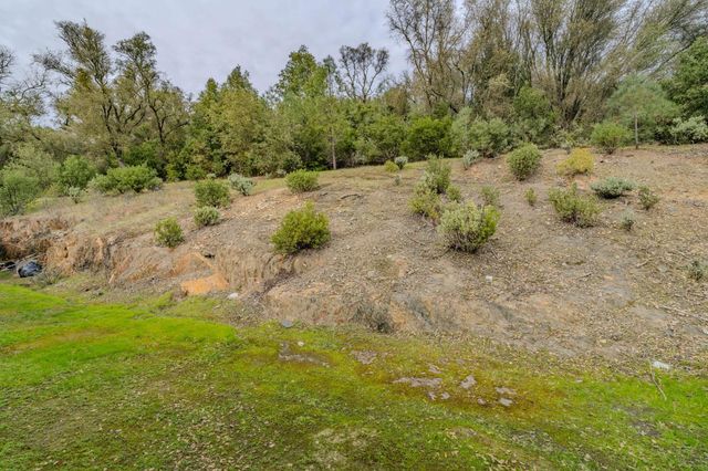 13890 Shake Ridge Rd, Sutter Creek, CA 95685