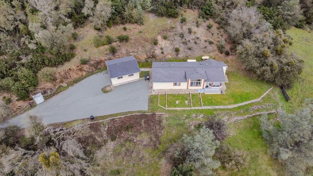 13890 Shake Ridge Rd, Sutter Creek, CA 95685