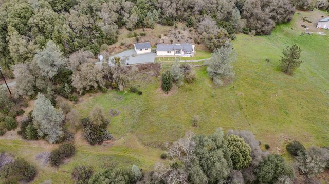 13890 Shake Ridge Rd, Sutter Creek, CA 95685