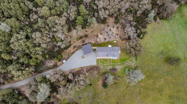 13890 Shake Ridge Rd, Sutter Creek, CA 95685