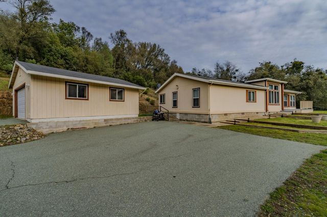 13890 Shake Ridge Rd, Sutter Creek, CA 95685