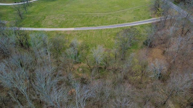 4050 Cantebury DR, Culleoka, TN 38451