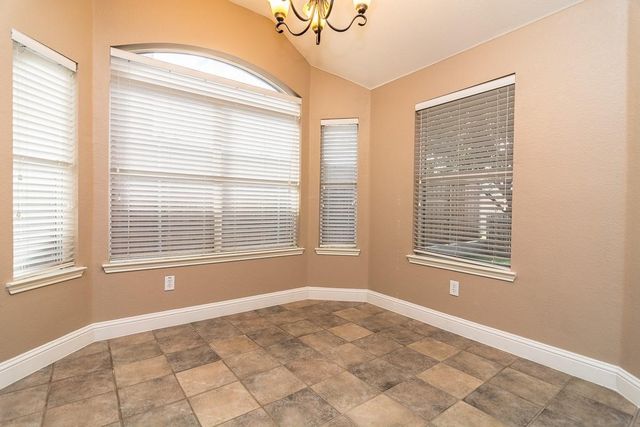 5512 Glenview Lane, The Colony, TX 75056