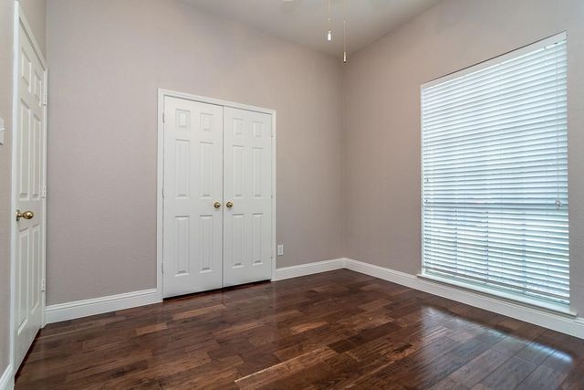 5512 Glenview Lane, The Colony, TX 75056