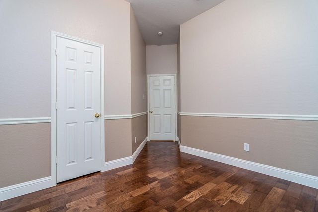 5512 Glenview Lane, The Colony, TX 75056