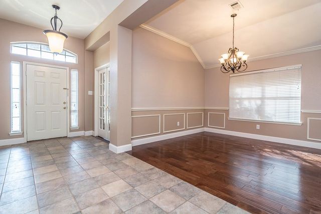 5512 Glenview Lane, The Colony, TX 75056