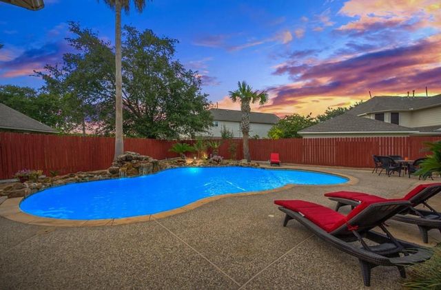 303 N Elder Grove Drive, Pearland, TX 77584