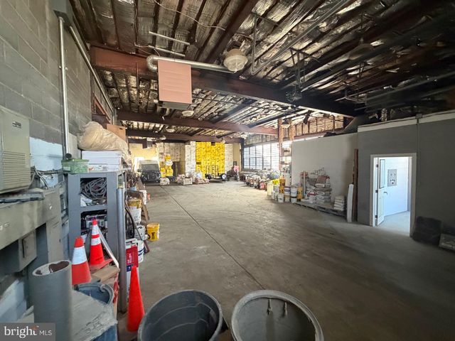 10-28 S 3RD ST, Lansdowne, PA 19050