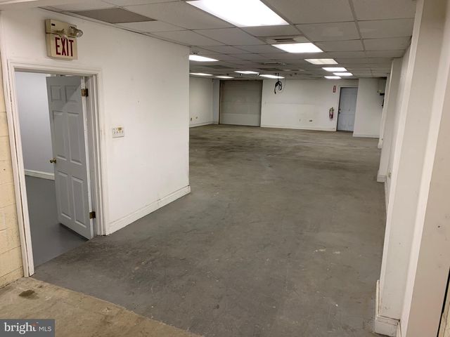 10-28 S 3RD ST, Lansdowne, PA 19050