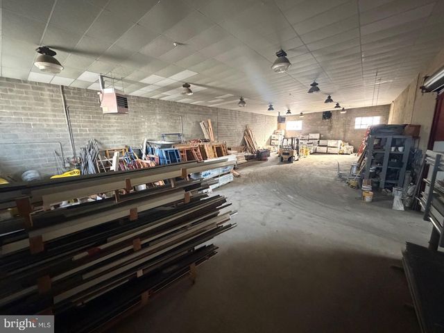 10-28 S 3RD ST, Lansdowne, PA 19050