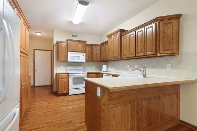 4308 NE 73rd Street, Kansas City, MO 64119