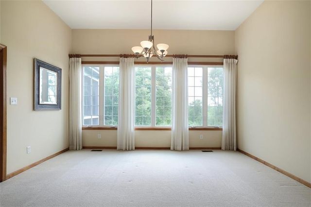 4308 NE 73rd Street, Kansas City, MO 64119