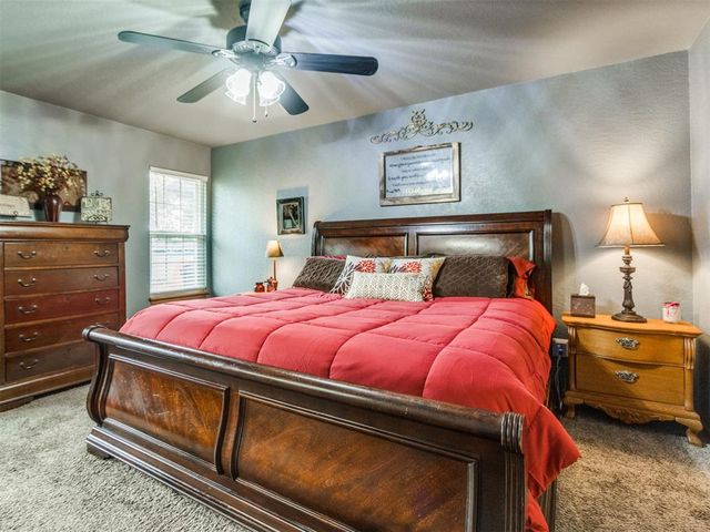 1325 NW 9th Street, Moore, OK 73170