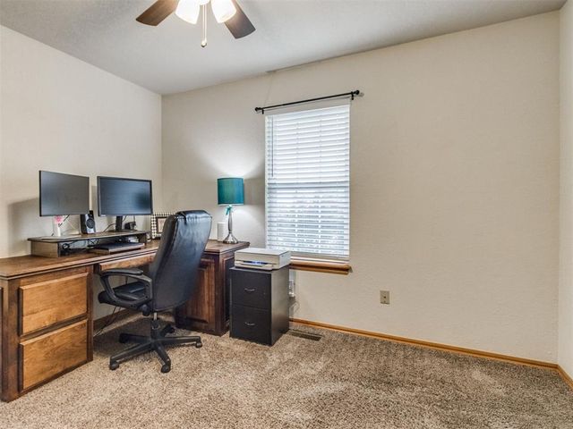 1325 NW 9th Street, Moore, OK 73170