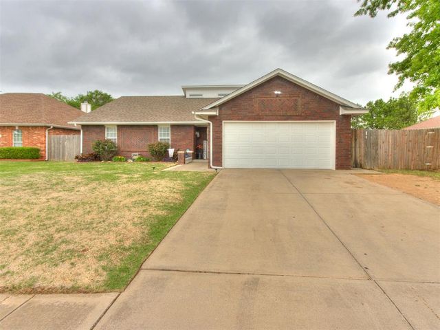 1325 NW 9th Street, Moore, OK 73170