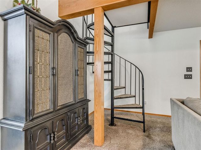 1325 NW 9th Street, Moore, OK 73170