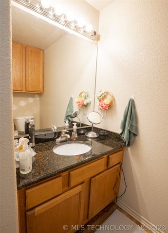7611 Dickson, Dickson, OK 73401