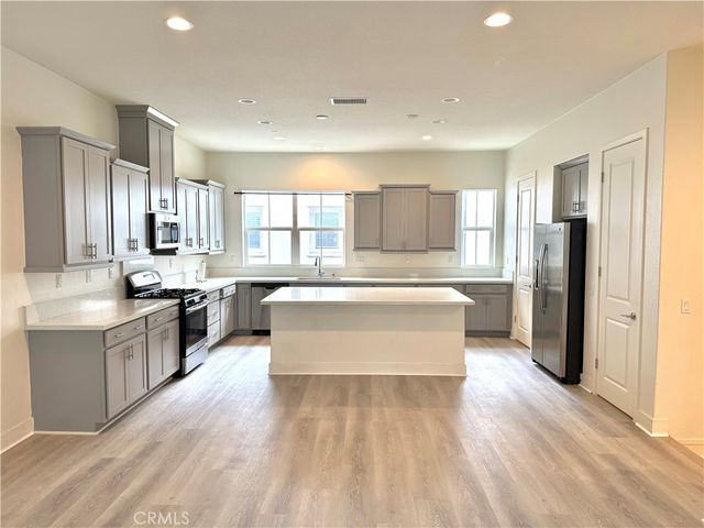15936 Ellington Way, Chino Hills, CA 91709