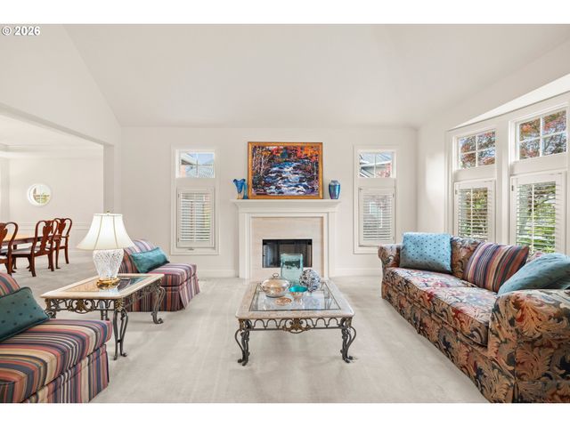 14591 PFEIFER Way, Lake Oswego, OR 97035