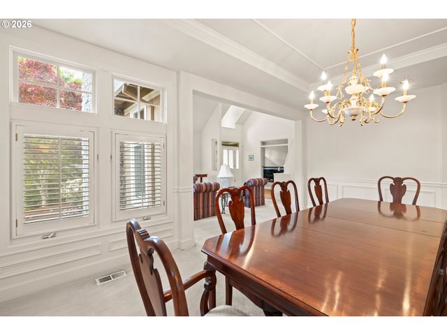 14591 PFEIFER Way, Lake Oswego, OR 97035