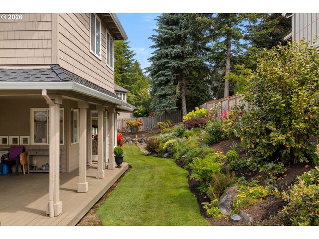 14591 PFEIFER Way, Lake Oswego, OR 97035
