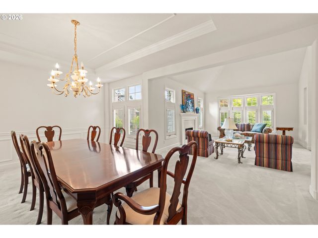 14591 PFEIFER Way, Lake Oswego, OR 97035