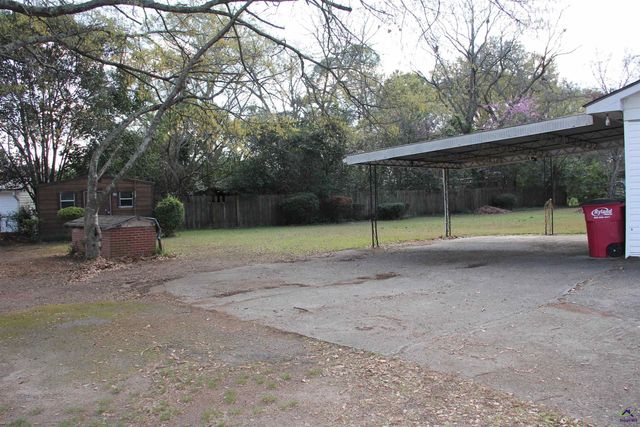 3038 Debra Ann Drive, Macon, GA 31216