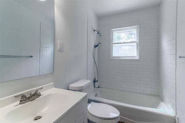 2622 W Johnson Street, Denison, TX 75020