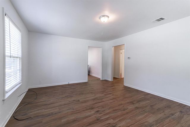 2622 W Johnson Street, Denison, TX 75020