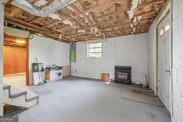 2140 Pine Tree Circle, Gainesville, GA 30501