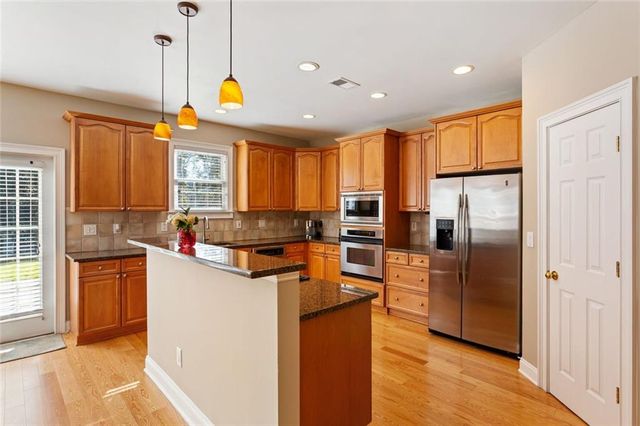 3050 Montclair Circle SE, Smyrna, GA 30080