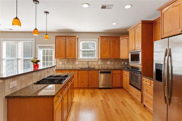 3050 Montclair Circle SE, Smyrna, GA 30080