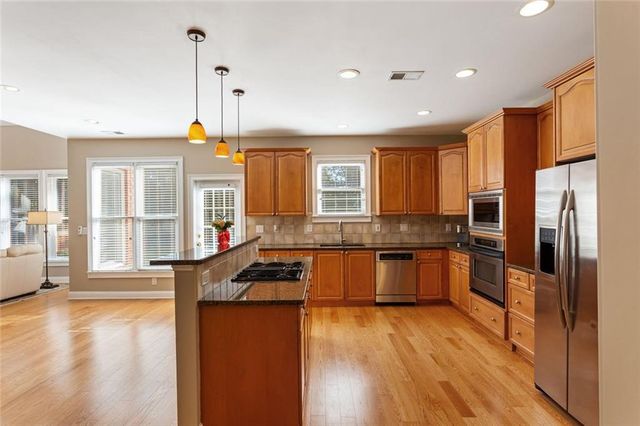 3050 Montclair Circle SE, Smyrna, GA 30080