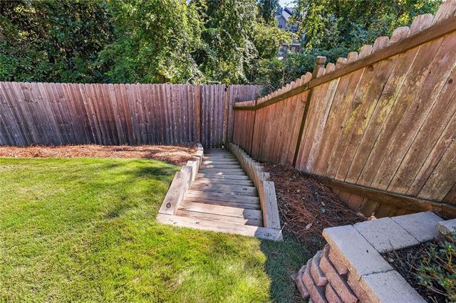 3050 Montclair Circle SE, Smyrna, GA 30080