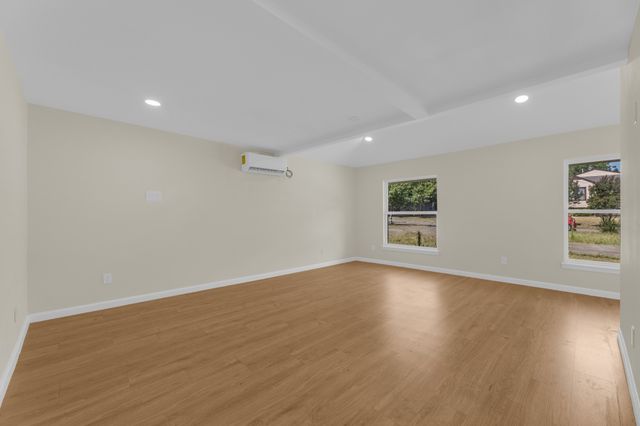 1820 Cedar Crest Boulevard, Dallas, TX 75203