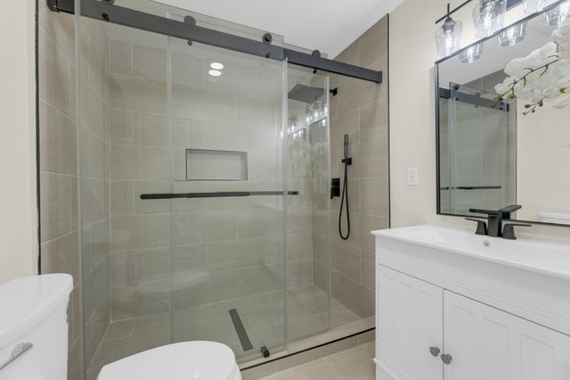 1820 Cedar Crest Boulevard, Dallas, TX 75203