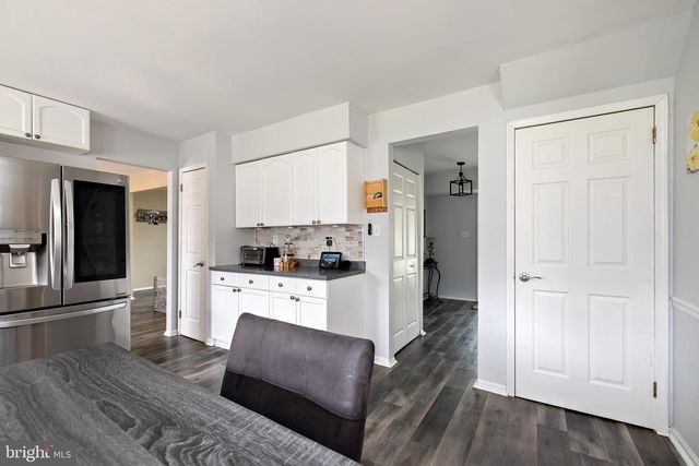 6 ECLIPSE AVE, Sewell, NJ 08080