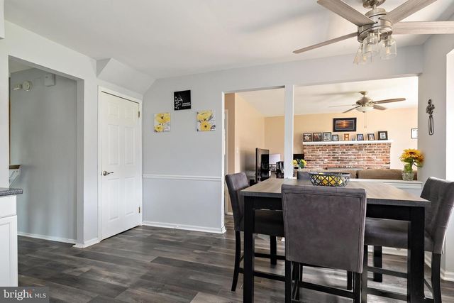 6 ECLIPSE AVE, Sewell, NJ 08080